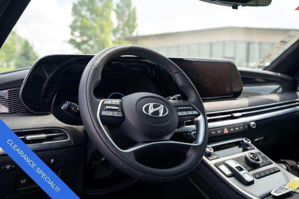 used 2025 Hyundai Palisade car, priced at $46,987