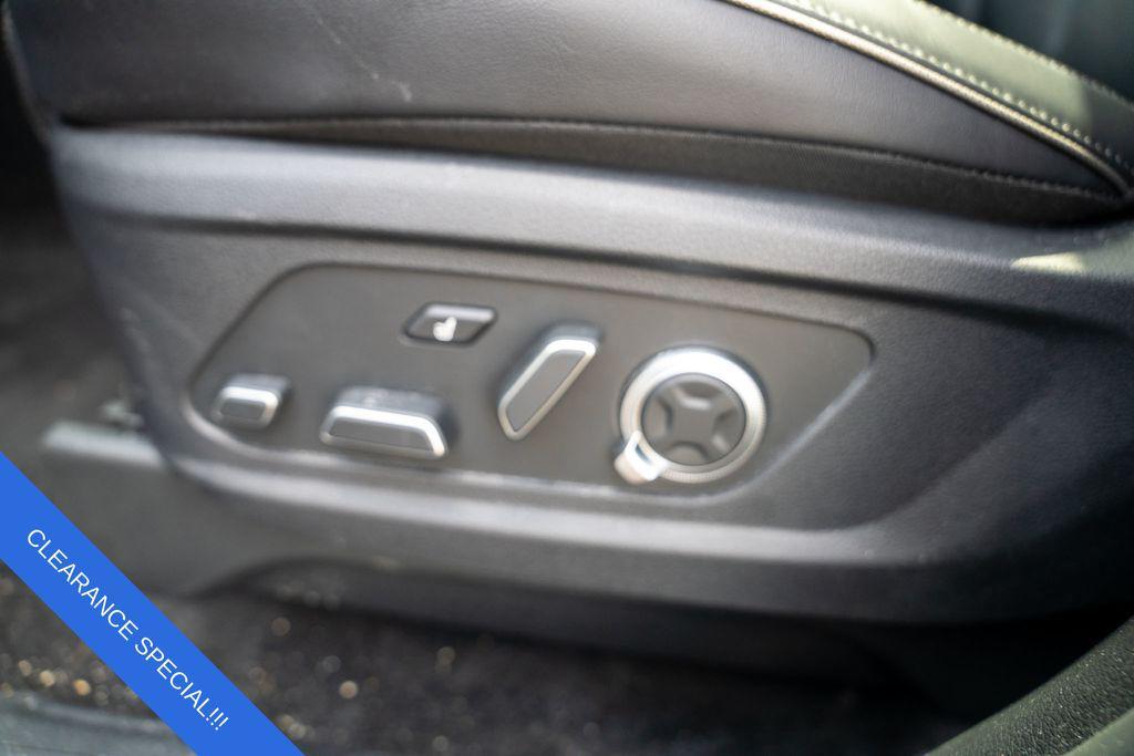 used 2025 Hyundai Palisade car, priced at $46,987