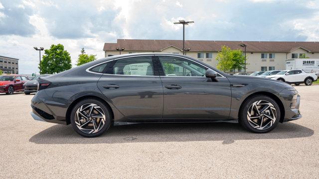 new 2024 Hyundai Sonata car, priced at $32,250