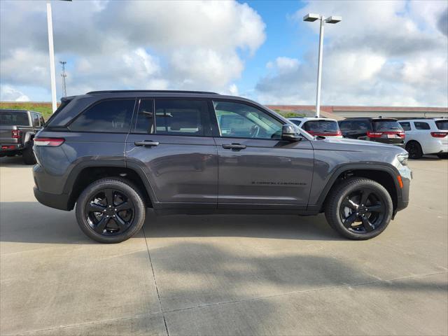 new 2024 Jeep Grand Cherokee car, priced at $54,015