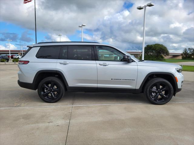 new 2024 Jeep Grand Cherokee L car, priced at $46,175