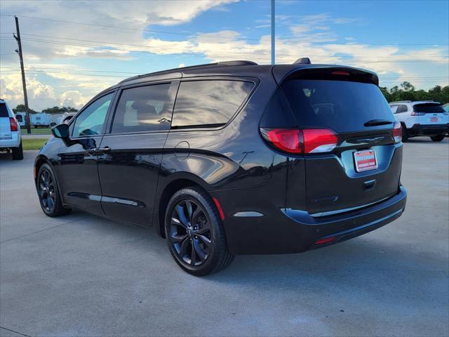 used 2020 Chrysler Pacifica car, priced at $23,710