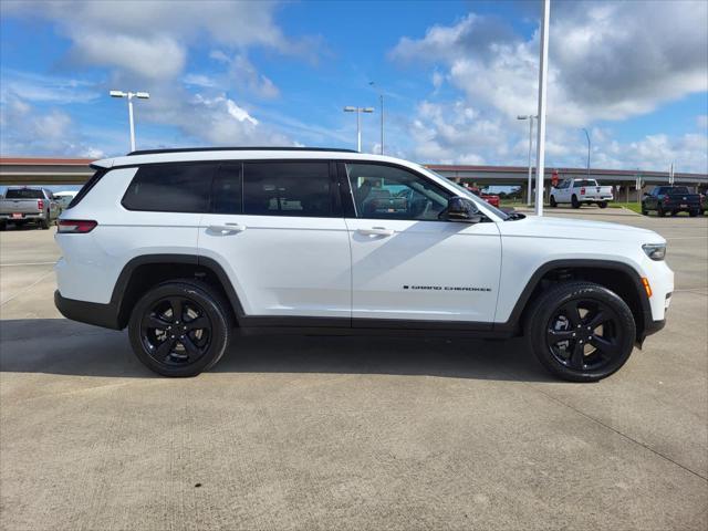 new 2024 Jeep Grand Cherokee L car, priced at $45,580