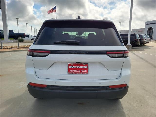 new 2024 Jeep Grand Cherokee car, priced at $44,080