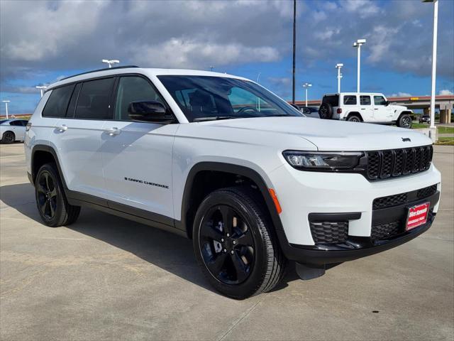 new 2024 Jeep Grand Cherokee L car, priced at $45,580