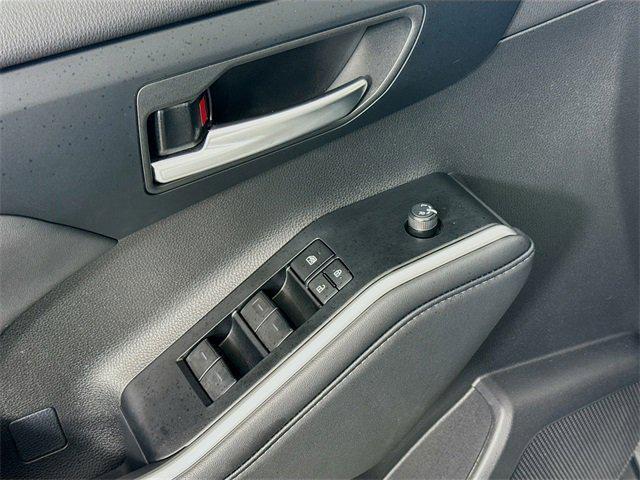 used 2025 Toyota Highlander car, priced at $48,981