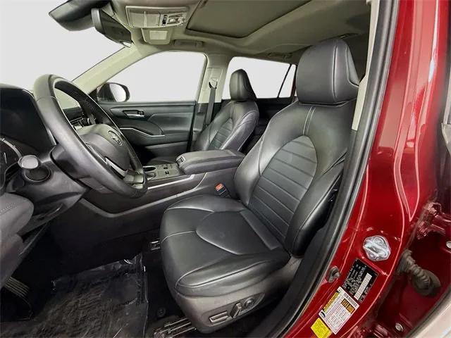 used 2023 Toyota Highlander car, priced at $40,981