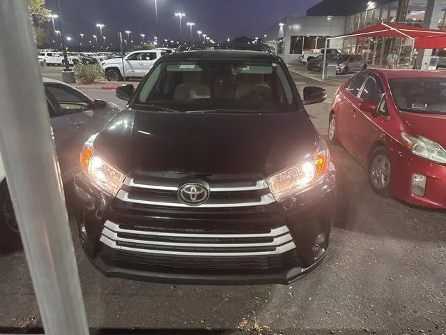 used 2019 Toyota Highlander car, priced at $24,981