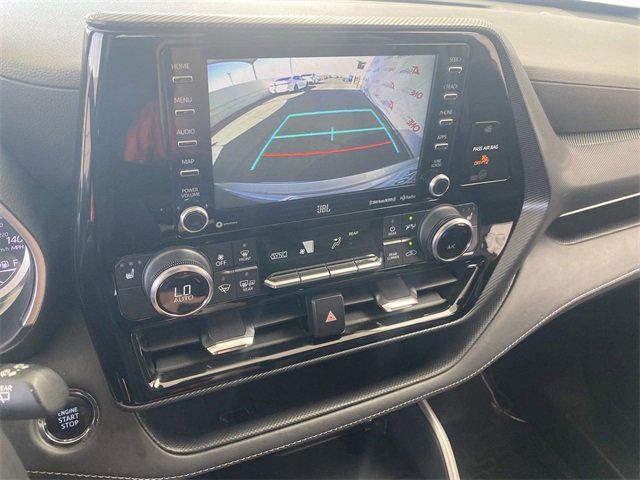 used 2022 Toyota Highlander car, priced at $37,981