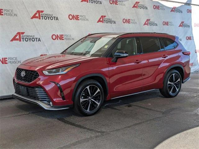 used 2021 Toyota Highlander car, priced at $31,982