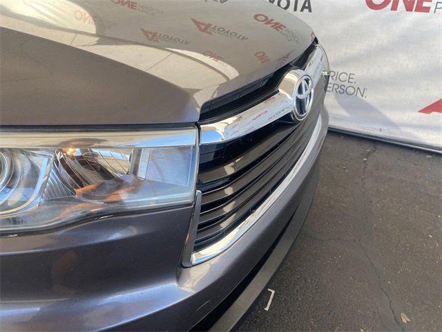 used 2016 Toyota Highlander car, priced at $19,981