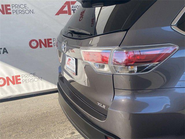 used 2016 Toyota Highlander car, priced at $19,981