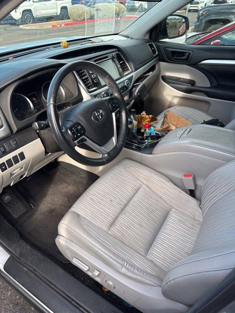 used 2018 Toyota Highlander car, priced at $22,981