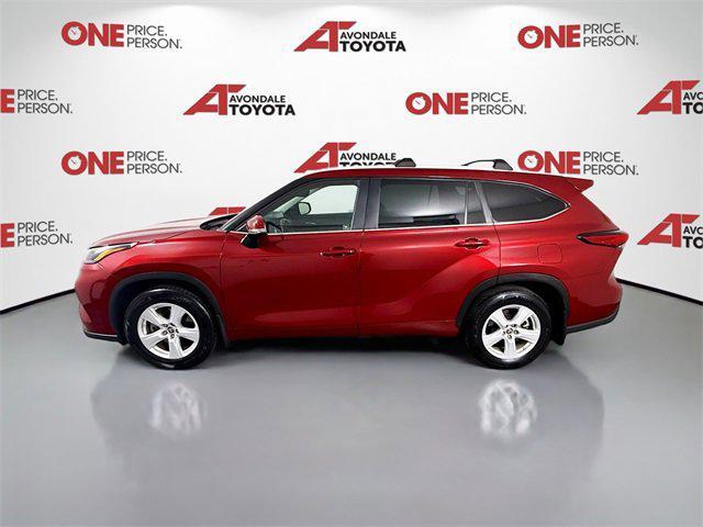 used 2023 Toyota Highlander car, priced at $38,981