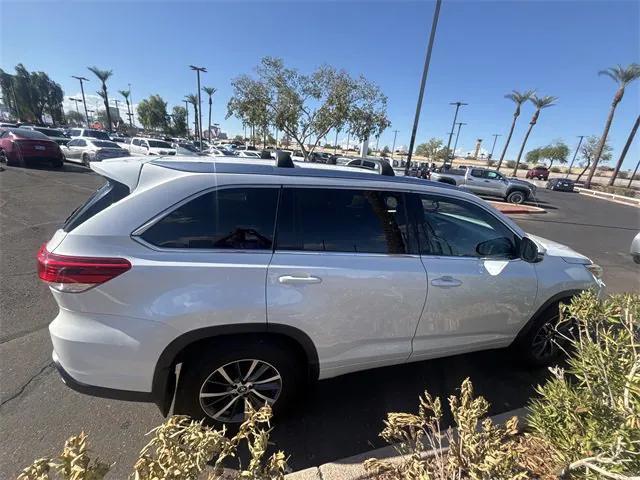 used 2017 Toyota Highlander car, priced at $20,986