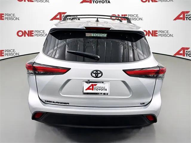 used 2023 Toyota Highlander car, priced at $32,981