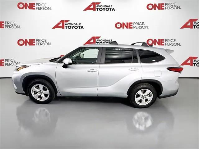 used 2023 Toyota Highlander car, priced at $32,981