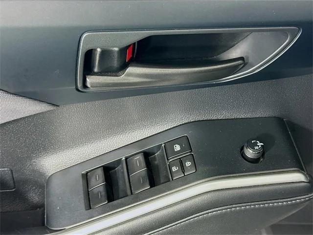 used 2023 Toyota Highlander car, priced at $32,981