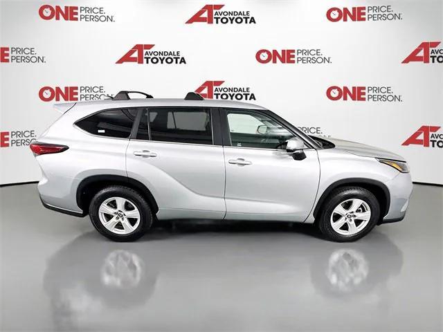 used 2023 Toyota Highlander car, priced at $32,981