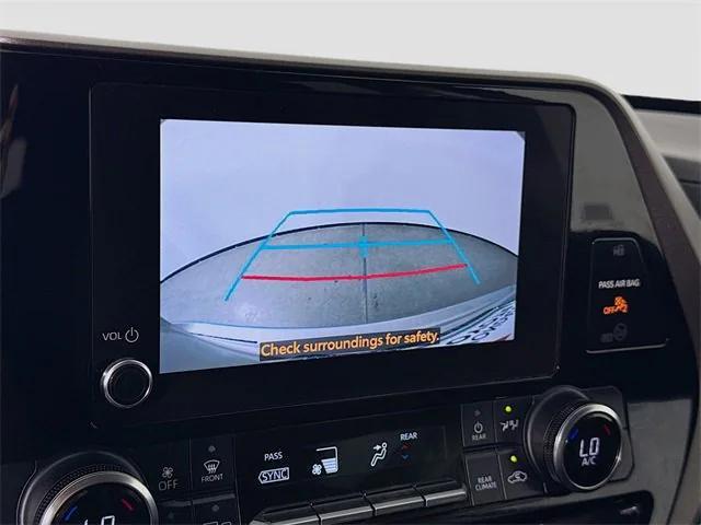 used 2023 Toyota Highlander car, priced at $32,981