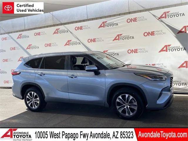 used 2023 Toyota Highlander car, priced at $37,483