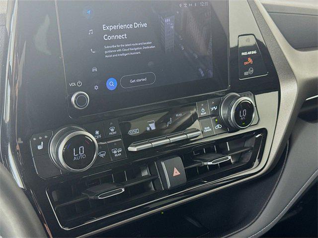 used 2025 Toyota Highlander car, priced at $48,981
