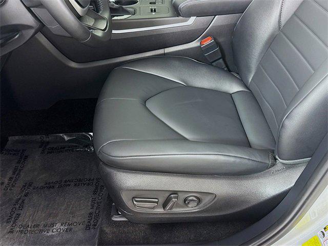 used 2025 Toyota Highlander car, priced at $48,981