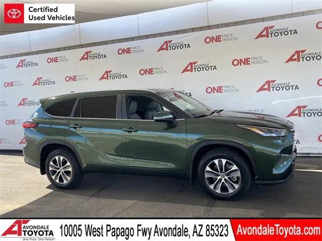 used 2023 Toyota Highlander car, priced at $39,981