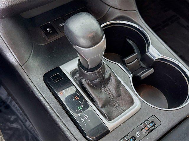 used 2018 Toyota Highlander car, priced at $26,482