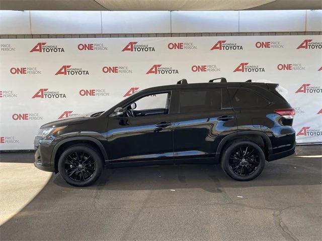 used 2019 Toyota Highlander car, priced at $22,986