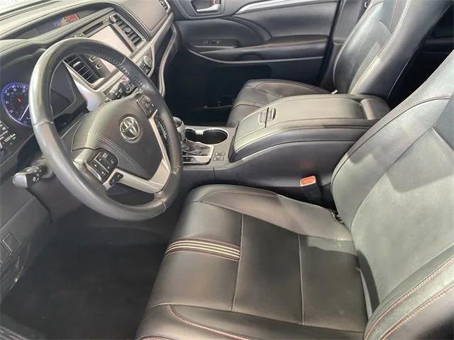 used 2019 Toyota Highlander car, priced at $22,986