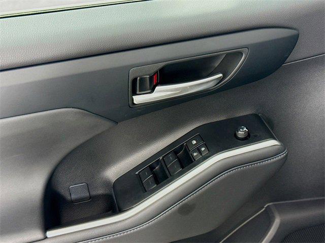 used 2025 Toyota Highlander car, priced at $48,481