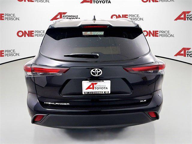 used 2025 Toyota Highlander car, priced at $48,481