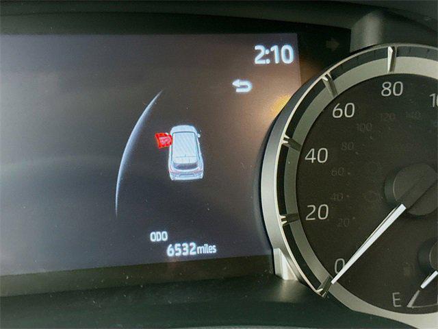 used 2025 Toyota Highlander car, priced at $48,481