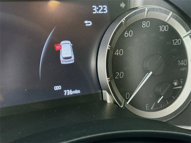 used 2025 Toyota Highlander car, priced at $49,481