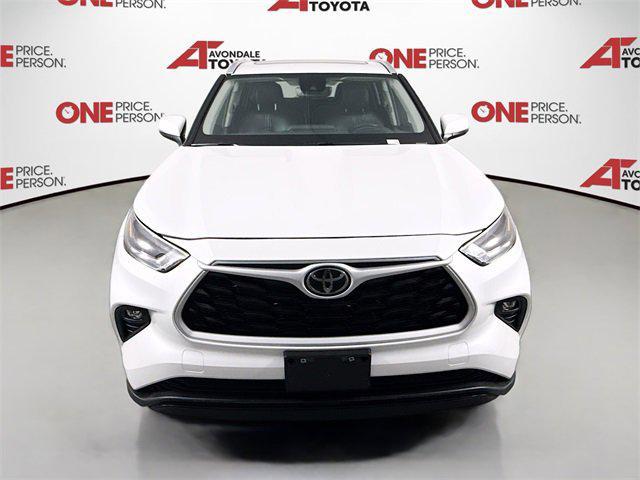 used 2025 Toyota Highlander car, priced at $48,481