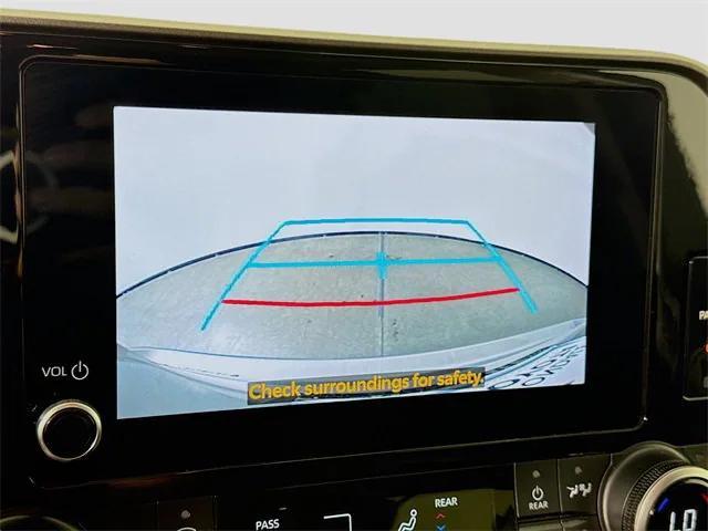 used 2024 Toyota Highlander car, priced at $39,981