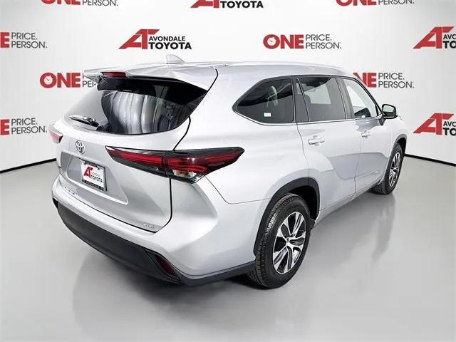 used 2024 Toyota Highlander car, priced at $39,981
