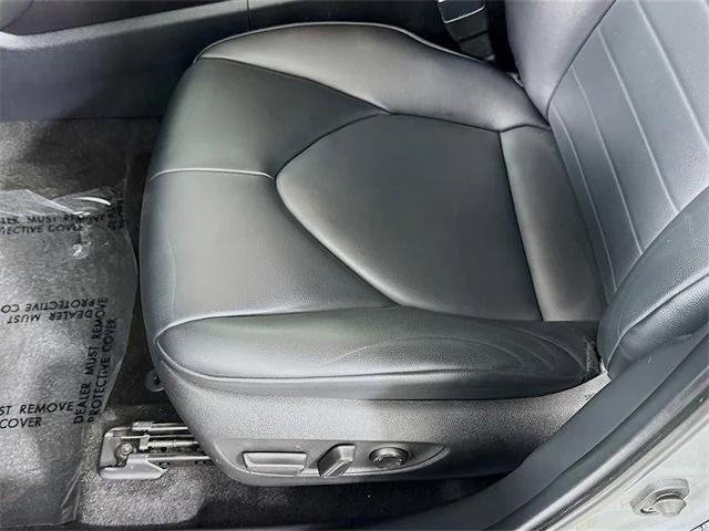 used 2024 Toyota Highlander car, priced at $39,981