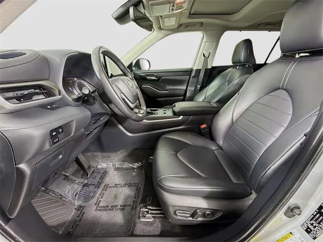 used 2024 Toyota Highlander car, priced at $39,981