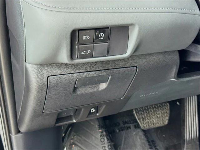 used 2025 Toyota Highlander car, priced at $48,481