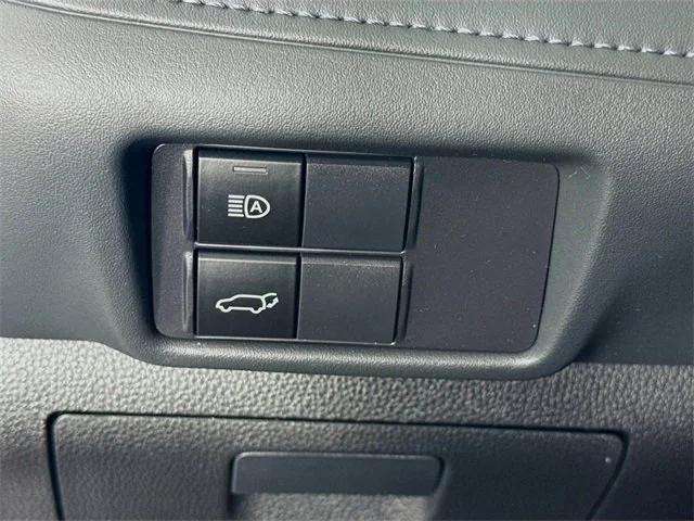 used 2023 Toyota Highlander car, priced at $41,981