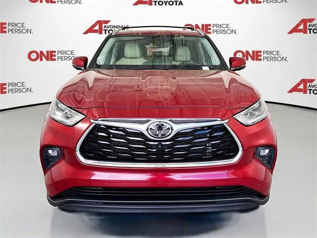 used 2024 Toyota Highlander car, priced at $42,485