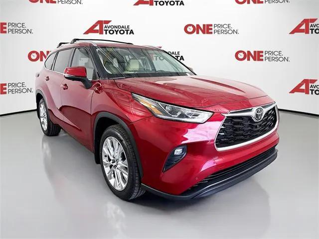 used 2024 Toyota Highlander car, priced at $42,485