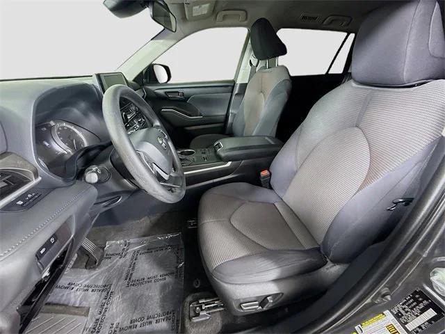 used 2023 Toyota Highlander car, priced at $34,483