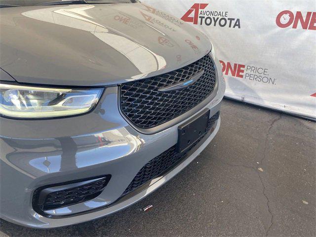 used 2021 Chrysler Pacifica Hybrid car, priced at $24,982