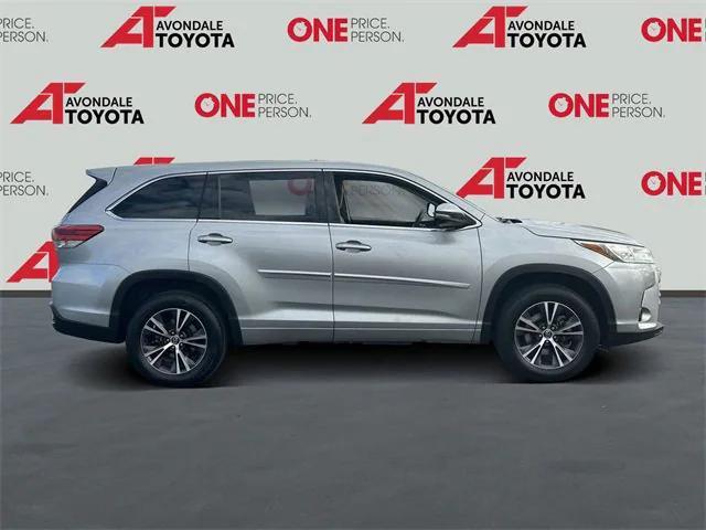 used 2017 Toyota Highlander car, priced at $13,986