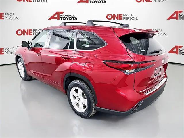 used 2023 Toyota Highlander car, priced at $33,981