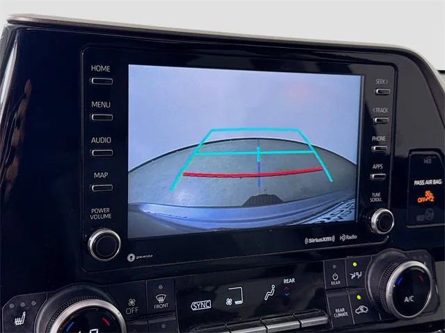 used 2021 Toyota Highlander car, priced at $26,486