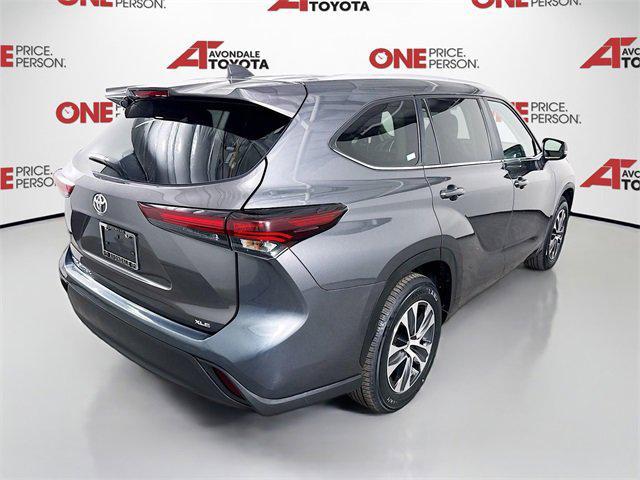 used 2024 Toyota Highlander car, priced at $39,981